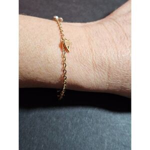 Gold tone heart bracelet 6-8"